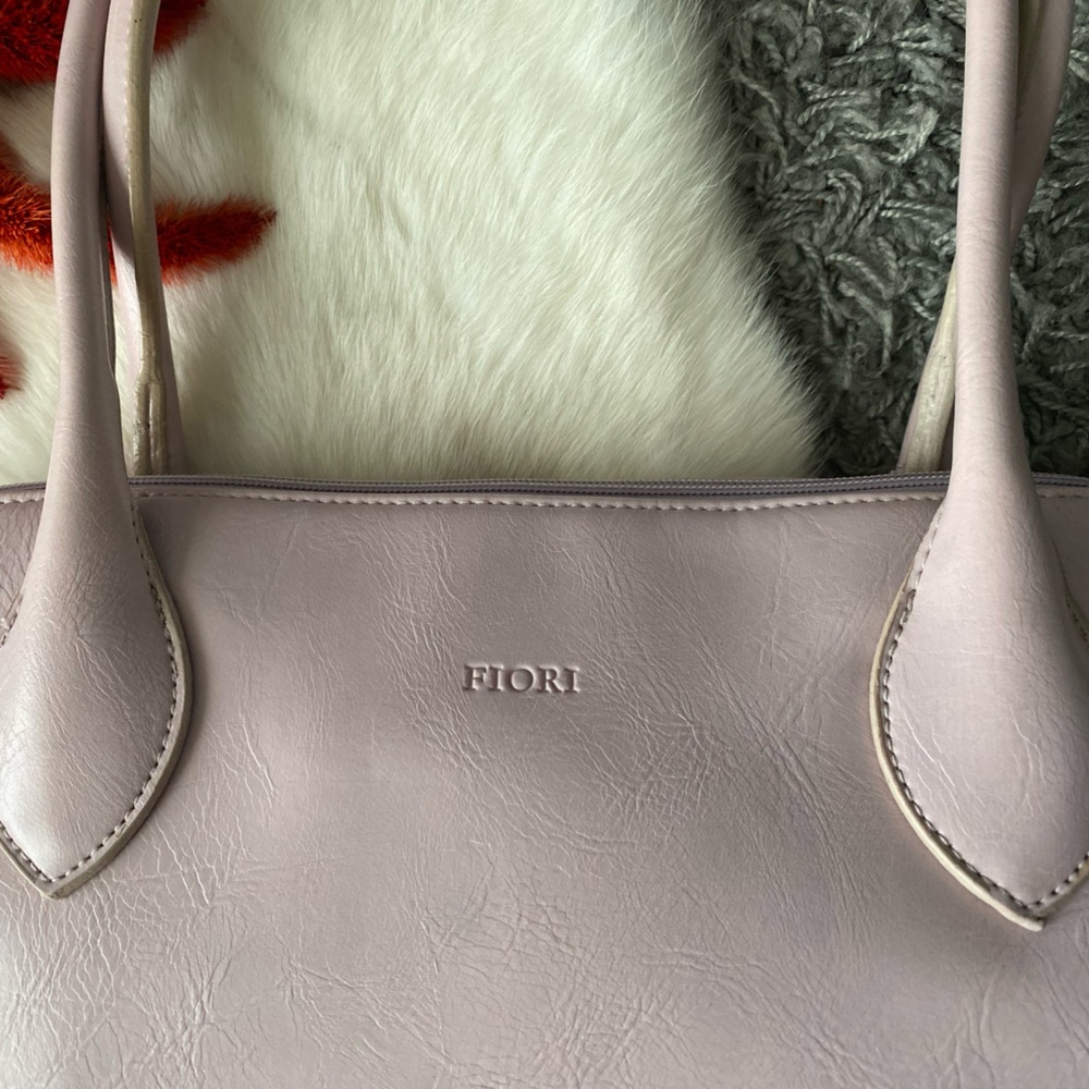FIORI Leather Shoulder Bag - Picture 3 of 9